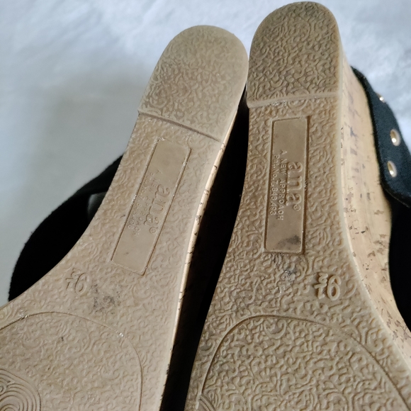 Ana New Approach cork and black wedges - Picture 6 of 13